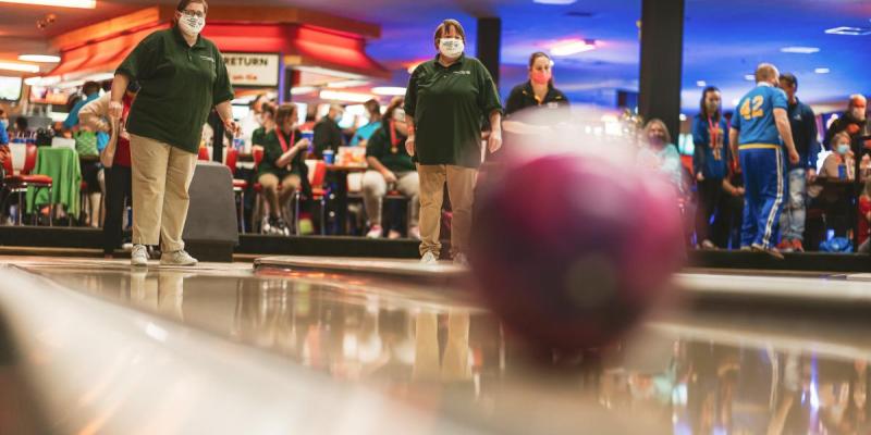   Athletes prepare forSpecial Olympics Michigan Poly Hockey & Unified Bowling Competition