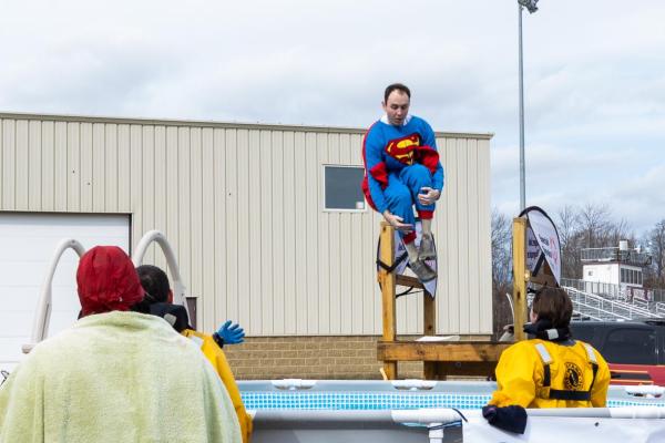 Educator plunges five times for students unable to. 